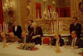 Pranzo offerto dal Presidente della Repubblica Francesco Cossiga per le Accademie Militari e gli Istituti di formazione e perfezionamento per i Quadri direttivi e dirigenziali delle Forze Armate e dei Corpi di Polizia