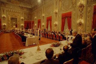Pranzo offerto dal Presidente della Repubblica Francesco Cossiga per le Accademie Militari e gli Istituti di formazione e perfezionamento per i Quadri direttivi e dirigenziali delle Forze Armate e dei Corpi di Polizia