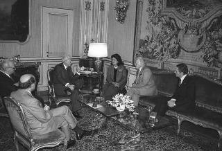 Incontro del Presidente della Repubblica Francesco Cossiga con Maurice Druon, segretario permanente dell'Accademia francese e presidente dell'Associazione Francia-Italia, con l'ambasciatore Walter Gardini, presidente dell'Associazione Italia-Francia, e Gilbert Perol, ambasciatore della Repubblica Francese a Roma