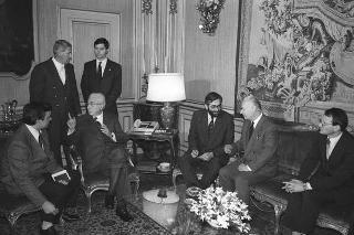 Il Presidente della Repubblica Francesco Cossiga riceve la visita di Alexander Dubcek, Presidente dell'Assemblea Federale della Repubblica Federativa Ceca e Slovacca, con una delegazione dell'assemblea