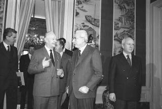 Il Presidente della Repubblica Francesco Cossiga riceve la visita di Alexander Dubcek, Presidente dell'Assemblea Federale della Repubblica Federativa Ceca e Slovacca, con una delegazione dell'assemblea