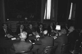 Incontro del Presidente della Repubblica Francesco Cossiga con Tarcisio Gitti, presidente del Comitato parlamentare per i servizi di informazione e sicurezza e per il segreto di Stato, con i componenti del Comitato
