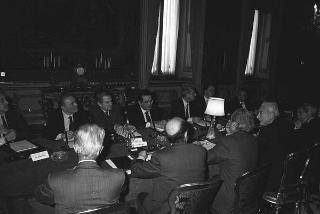 Incontro del Presidente della Repubblica Francesco Cossiga con Tarcisio Gitti, presidente del Comitato parlamentare per i servizi di informazione e sicurezza e per il segreto di Stato, con i componenti del Comitato