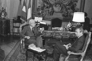 Claudio Angelini intervista il Presidente della Repubblica Francesco Cossiga per il TG1