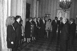 Il Presidente della Repubblica Francesco Cossiga riceve in udienza Franco Castellini, presidente della Castellini S.p.A., con gli esponenti della Società