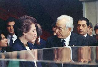 Il Presidente della Repubblica Francesco Cossiga durante la visita in Francia al Consiglio d'Europa in occasione della XLIII sessione dell'Assemblea parlamentare (23 - 24 aprile 1991)