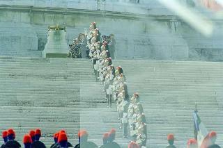Deposizione di una corona di alloro all'Altare della Patria, in occasione del 46° anniversario della Liberazione