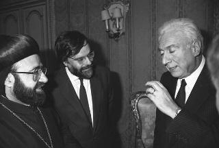 Incontro con una delegazione di partecipanti alla manifestazione "Pace tra le religioni, pace nella società", promossa dalla Comunità di Sant'Egidio