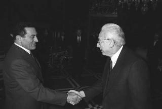 Incontro del Presidente della Repubblica Francesco Cossiga con il Presidente della Repubblica Araba d'Egitto Hosny Mubarak