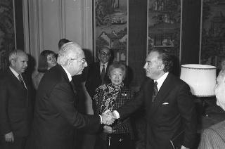 Il Presidente della Repubblica Francesco Cossiga riceve in udienza la Signora Sadako Ogata, Alto Commissario delle Nazioni Unite per i rifugiati