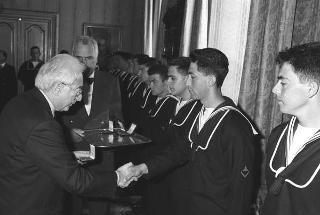 Incontro con una delegazione di allievi della Scuola sottufficiali della Marina Militare di La Maddalena, in servizio di Guardia d'Onore al Palazzo del Quirinale
