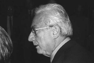 Il Presidente della Repubblica Francesco Cossiga riceve in udienza Giuseppe Avolio, presidente della Confederazione italiana coltivatori, con il Comitato esecutivo della Federazione internazionale dei produttori agricoli