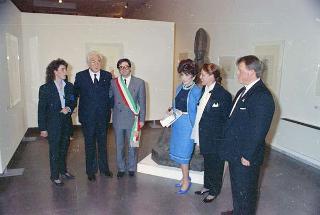 Intervento, in forma privata, del Presidente della Repubblica Francesco Cossiga  all'inaugurazione della Mostra "Omaggio a Manzù". Museo Manzù, Ardea (Roma)