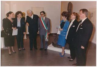 Intervento, in forma privata, del Presidente della Repubblica Francesco Cossiga  all'inaugurazione della Mostra "Omaggio a Manzù". Museo Manzù, Ardea (Roma)