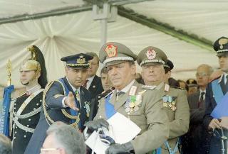 Intervento del Presidente della Repubblica Francesco Cossiga alla celebrazione del 177° anniversario di fondazione dell'Arma dei Carabinieri. Roma,  Piazza di Siena