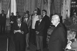 Incontro con una delegazione di partecipanti al Congresso "La chirurgia verso il Duemila", promosso dall'Associazione chirurghi ospedalieri italiani