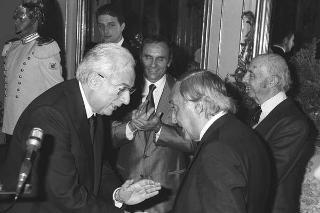 Incontro con una delegazione di partecipanti al Congresso "La chirurgia verso il Duemila", promosso dall'Associazione chirurghi ospedalieri italiani