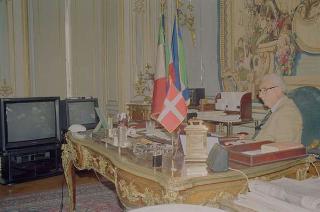 Il Presidente della Repubblica assiste in TV al dibattito sul messaggio inviato alle Camere
