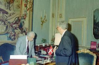 Il Presidente della Repubblica Francesco Cossiga incontra Giampaolo Pansa, per presentare il suo libro "Il regime"