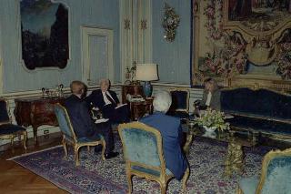 Il Presidente della Repubblica Francesco Cossiga riceve in udienza Paolo Guzzanti, per presentare il suo libro "Cossiga.Uomo solo"