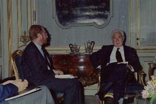 Il Presidente della Repubblica Francesco Cossiga riceve in udienza Paolo Guzzanti, per presentare il suo libro "Cossiga.Uomo solo"