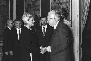 Incontro con il Presidente della Repubblica di Nicaragua signora Violeta Chamorro