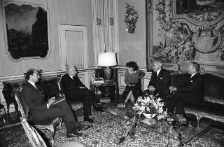 Herbert Schambeck, vice presidente del Senato della Repubblica d'Austria, accompagnato da Emil Staffelmayr, ambasciatore della Repubblica d'Austria a Roma, e da Walter Hagg