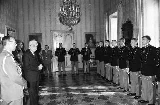 Incontro con una delegazione di allievi dell'Accademia militare di Modena, in servizio di Guardia d'Onore al Palazzo del Quirinale