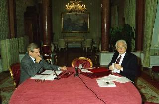 Intervista del Presidente della Repubblica Francesco Cossiga per "Pegaso TG 2"
