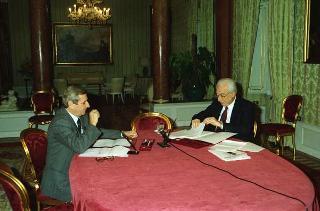 Intervista del Presidente della Repubblica Francesco Cossiga per "Pegaso TG 2"