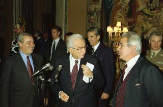 Incontro del Presidente della Repubblica Francesco Cossiga con i partecipanti al 3° Congresso mondiale "Ciao Italia"