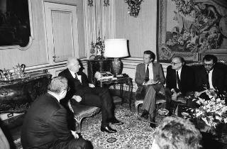 Incontro del Presidente della Repubblica Francesco Cossiga con i componenti del Comitato promotore dei referendum elettorali