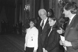 Incontro con la Giunta esecutiva del Centro nazionale per la bontà nella scuola, il comitato organizzatore e i vincitori del 41° Premio nazionale "Livio Tempesta"