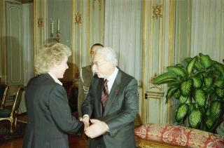 Incontro del Presidente della Repubblica Francesco Cossiga con Margherita Boniver, ministro per l'immigrazione e gli italiani all'estero