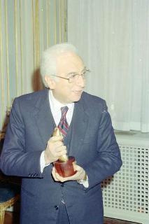 Udienza privata del Presidente della Repubblica Francesco Cossiga con i vincitori del Premio &quot;Telegatto&quot; 1991, assegnato dal settimanale &quot;TV Sorrisi e Canzoni&quot;