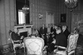 Il Presidente della Repubblica Francesco Cossiga riceve la visita di Leopold Maderthaner, presidente della Camera federale dell'economia austriaca