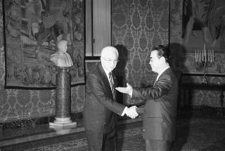 Il Presidente della Repubblica Francesco Cossiga riceve la visita di Li Peng, primo ministro della Repubblica Popolare Cinese, e della Signora Peng