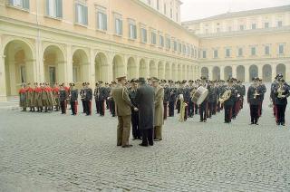 Esecuzione di una nuova orchestrazione dell'Inno nazionale italiano da parte della Banda dell'Arma dei Carabinieri (Quirinale, cortile d'onore)