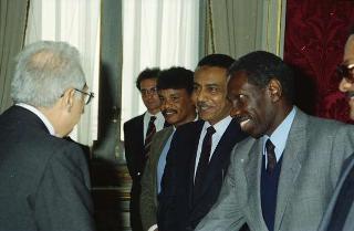 Il Presidente della Repubblica Francesco Cossiga riceve Abdalla Mohamed Ahmed Hassan, nuovo ambasciatore della Repubblica del Sudan