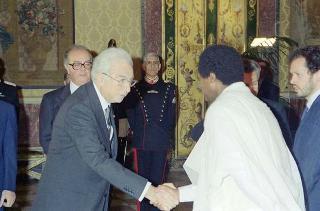 Il Presidente della Repubblica Francesco Cossiga riceve Addis Alem Balema, nuovo ambasciatore di Etiopia per la presentazione lettere credenziali