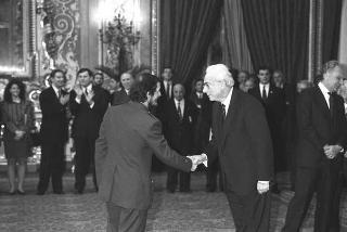 Incontro del Presidente della Repubblica Francesco Cossiga con Arrigo Gattai, presidente del CONI, con gli atleti, i tecnici e i dirigenti che hanno partecipato ai XVI Giochi Olimpici invernali di Albertville