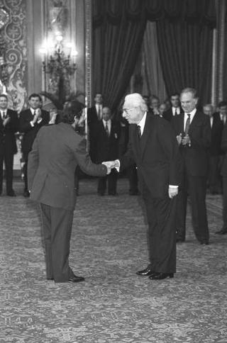 Incontro del Presidente della Repubblica Francesco Cossiga con Arrigo Gattai, presidente del CONI, con gli atleti, i tecnici e i dirigenti che hanno partecipato ai XVI Giochi Olimpici invernali di Albertville
