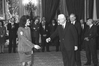 Incontro del Presidente della Repubblica Francesco Cossiga con Arrigo Gattai, presidente del CONI, con gli atleti, i tecnici e i dirigenti che hanno partecipato ai XVI Giochi Olimpici invernali di Albertville