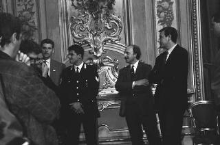 Incontro del Presidente della Repubblica Francesco Cossiga con Arrigo Gattai, presidente del CONI, con gli atleti, i tecnici e i dirigenti che hanno partecipato ai XVI Giochi Olimpici invernali di Albertville