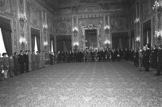 Incontro del Presidente della Repubblica Francesco Cossiga con Arrigo Gattai, presidente del CONI, con gli atleti, i tecnici e i dirigenti che hanno partecipato ai XVI Giochi Olimpici invernali di Albertville