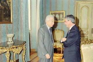 Il Presidente della Repubblica Francesco Cossiga con Francesco Borghetto, sindaco di Sassari