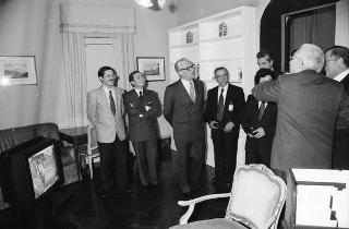 Il Presidente della Repubblica Francesco Cossiga riceve Giovanni Mario Rossignolo, presidente della Seleco, con Peter Secchia, ambasciatore degli Stati Uniti d'America a Roma
