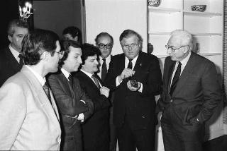Il Presidente della Repubblica Francesco Cossiga riceve Giovanni Mario Rossignolo, presidente della Seleco, con Peter Secchia, ambasciatore degli Stati Uniti d'America a Roma