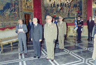 Cerimonia di conferimento del titolo di "appuntato onorario" del Reggimento carabinieri guardie della Repubblica al Presidente della Repubblica