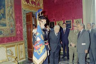 Cerimonia di conferimento del titolo di "appuntato onorario" del Reggimento carabinieri guardie della Repubblica al Presidente della Repubblica